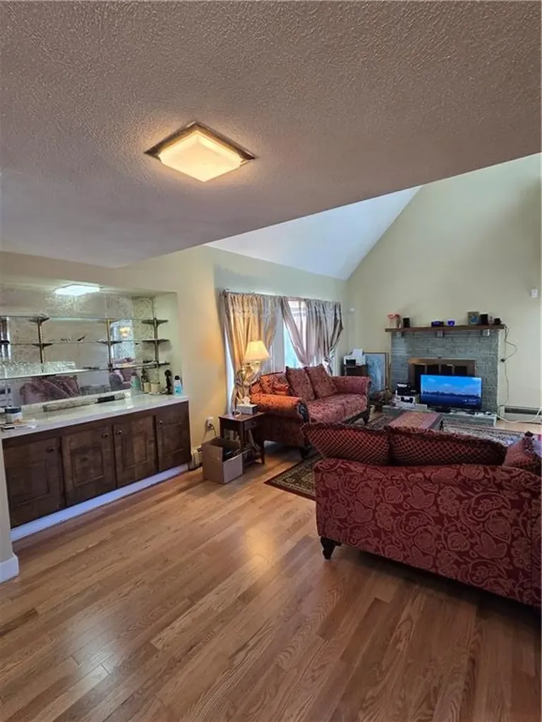 3 Hemlock Drive Johnston RI 02919