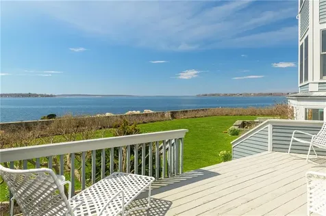 8 Walley Street Bristol RI 02809
