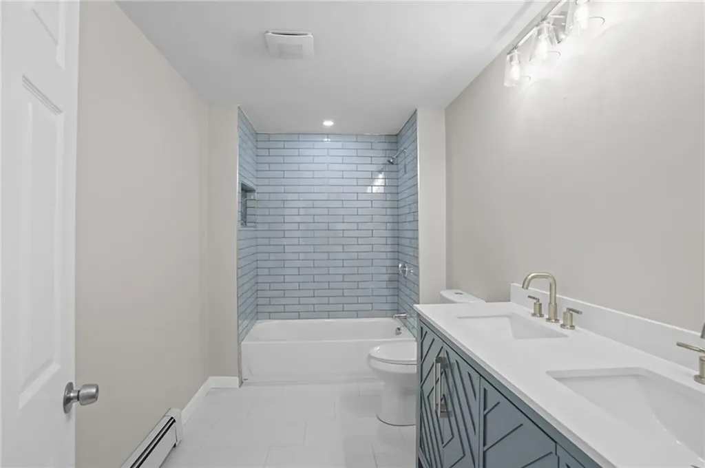62 Bishop Hill Road Johnston RI 02919