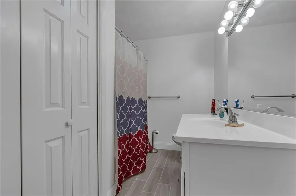 87 Scenic Drive West Warwick RI 02893