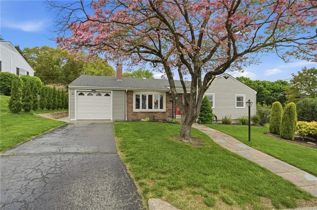 13 Garden Drive Lincoln RI 02865