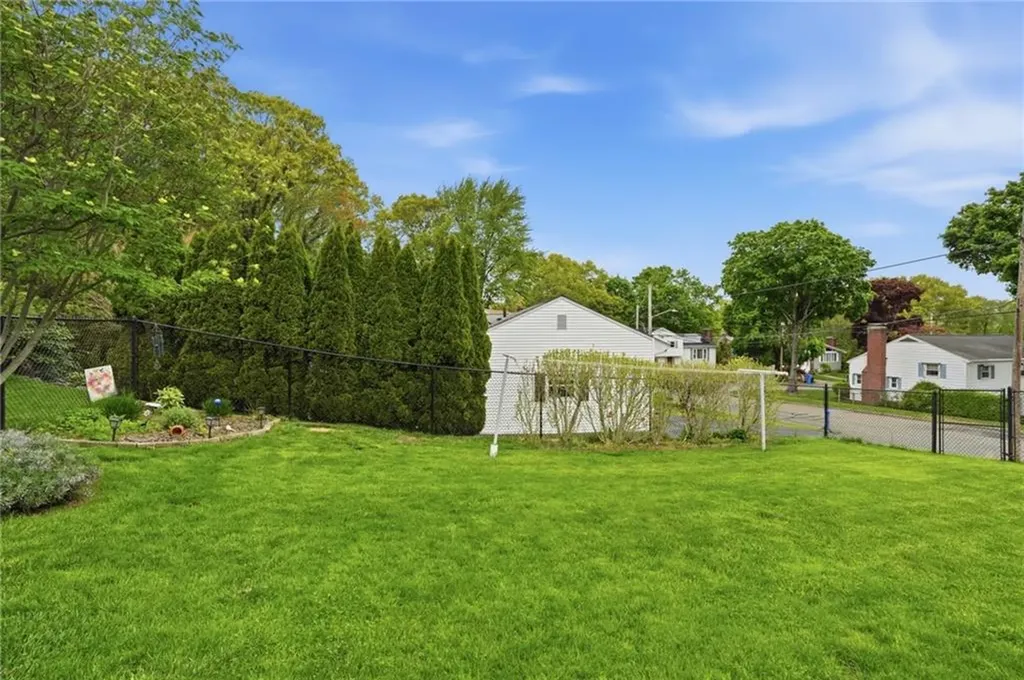 13 Garden Drive Lincoln RI 02865