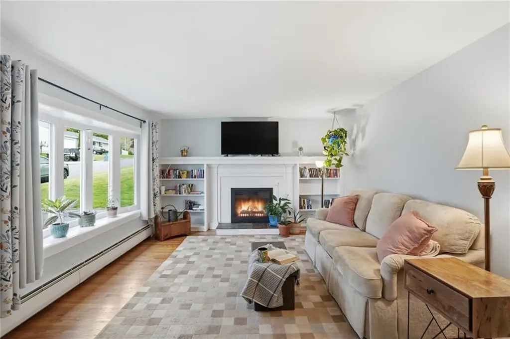 13 Garden Drive Lincoln RI 02865