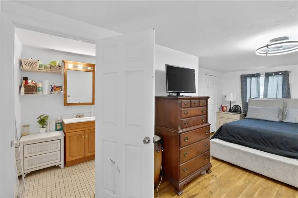 20 Hurdis Street North Providence RI 02904