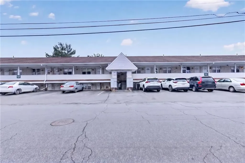 20 Hurdis Street North Providence RI 02904