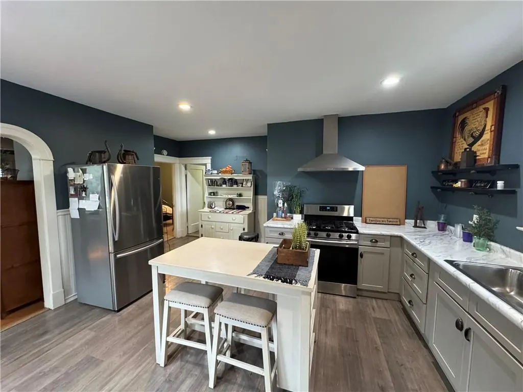 75 Kenwood Street Woonsocket RI 02895