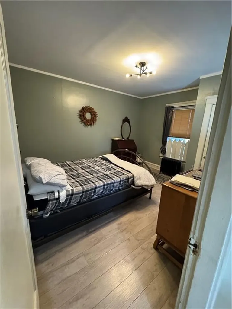 75 Kenwood Street Woonsocket RI 02895
