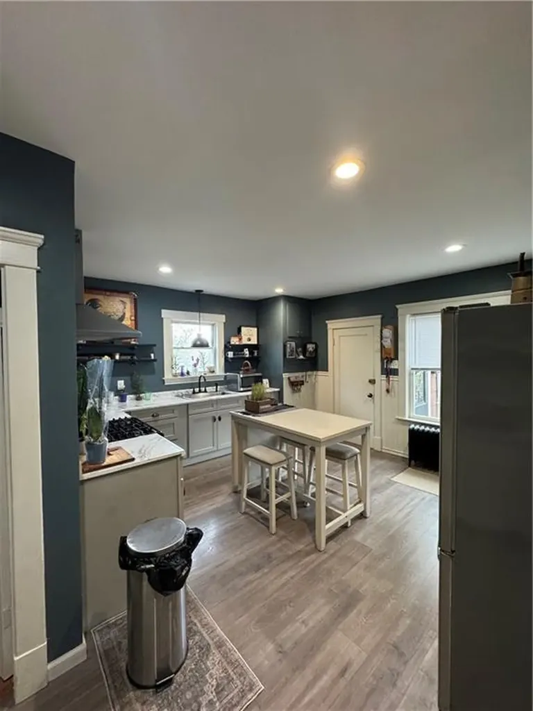 75 Kenwood Street Woonsocket RI 02895