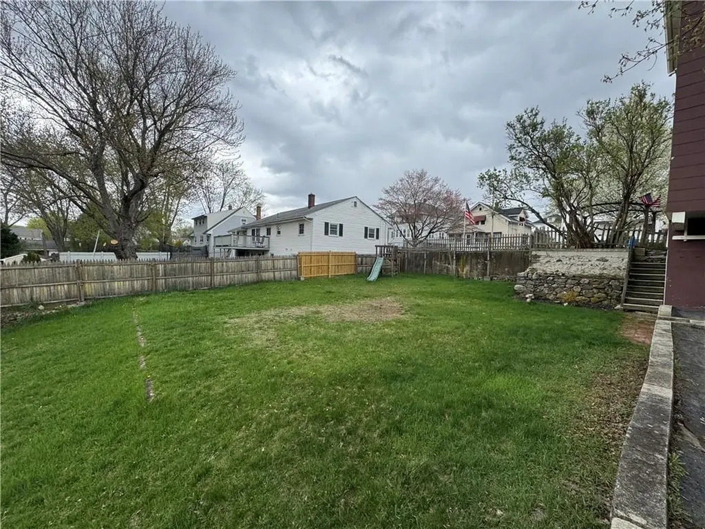75 Kenwood Street Woonsocket RI 02895