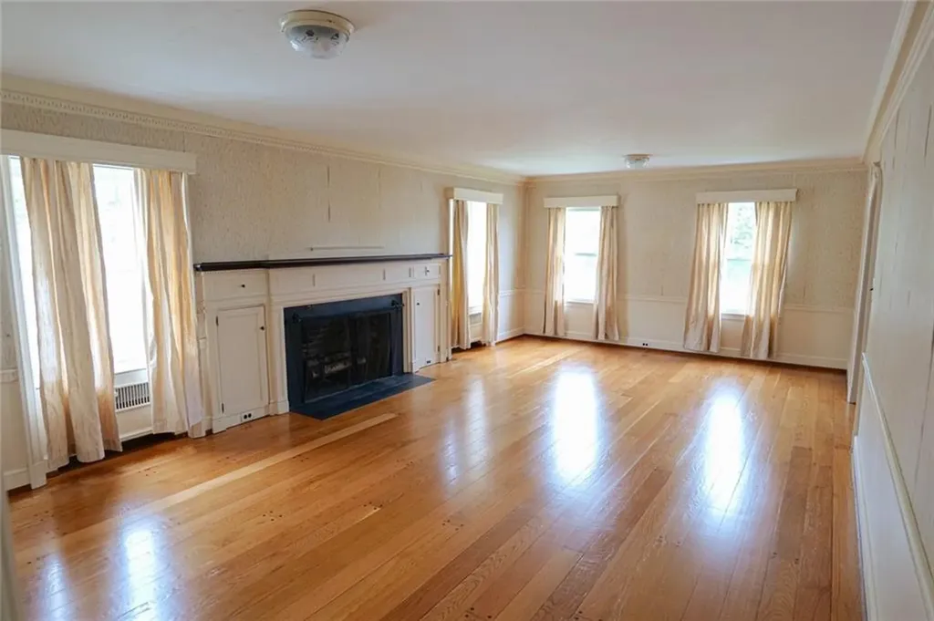 36 36 Underwood Street Pawtucket RI 02860