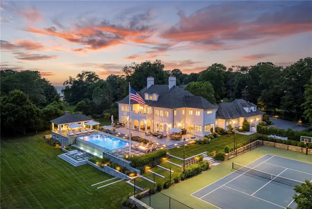 85 Nayatt Road Barrington RI 02806
