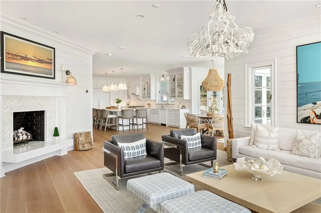 85 Nayatt Road Barrington RI 02806
