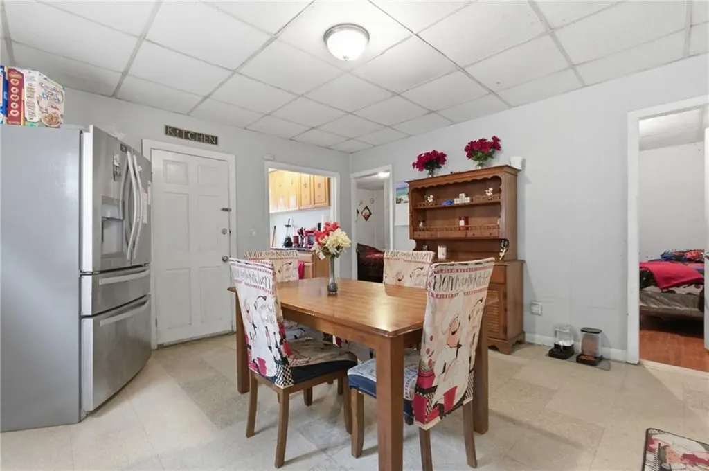 880 Douglas Avenue Providence RI 02908
