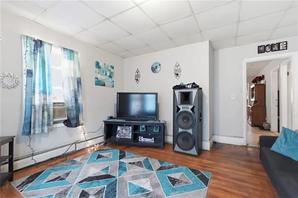 880 Douglas Avenue Providence RI 02908