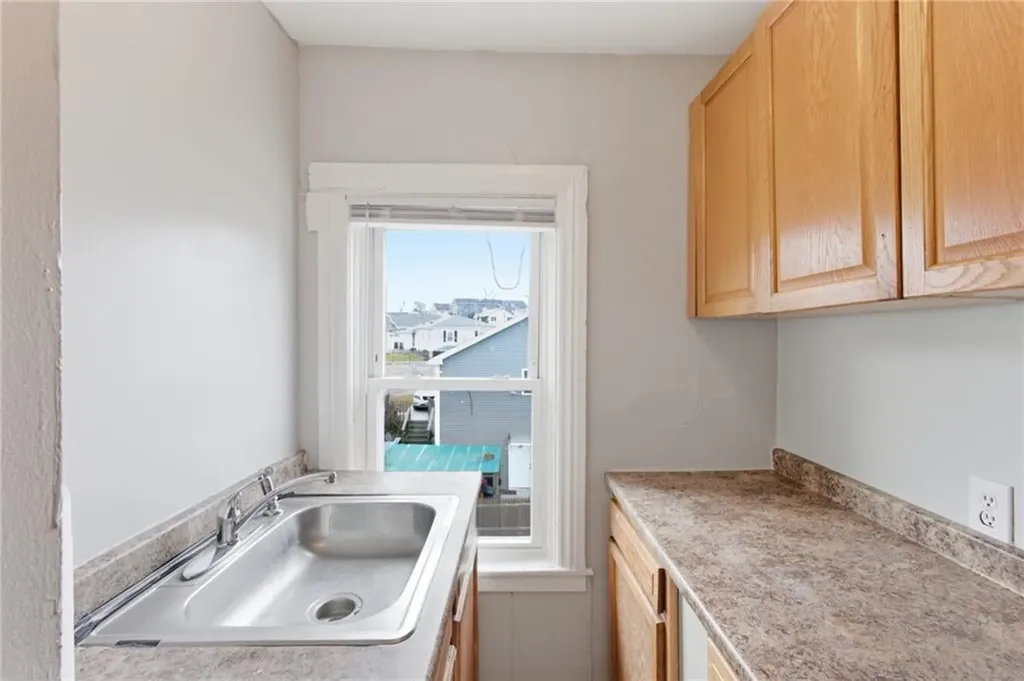 880 Douglas Avenue Providence RI 02908