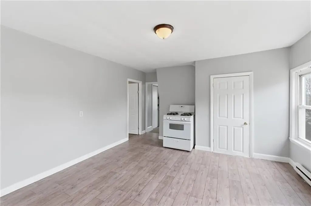 880 Douglas Avenue Providence RI 02908