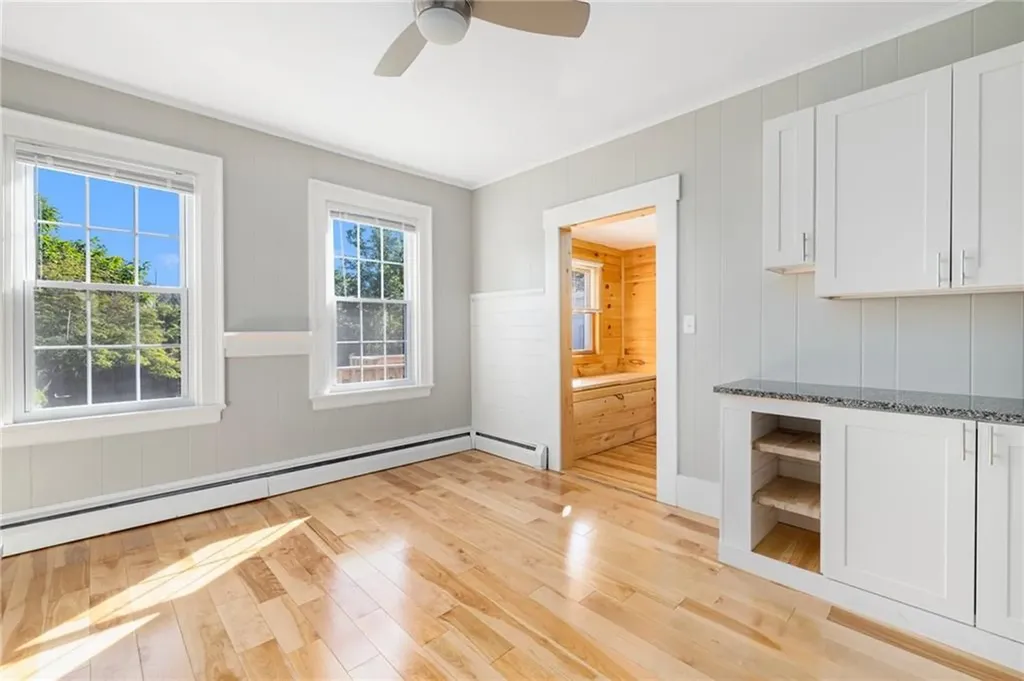 24 Lincoln Avenue Coventry RI 02816