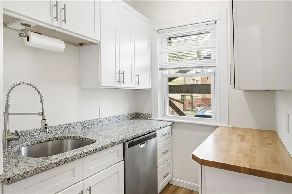 241 243 Pleasant Street Providence RI 02906