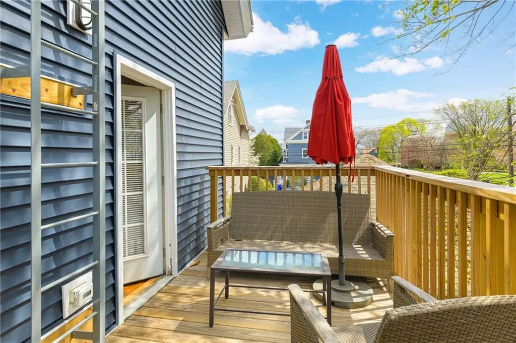 241 243 Pleasant Street Providence RI 02906