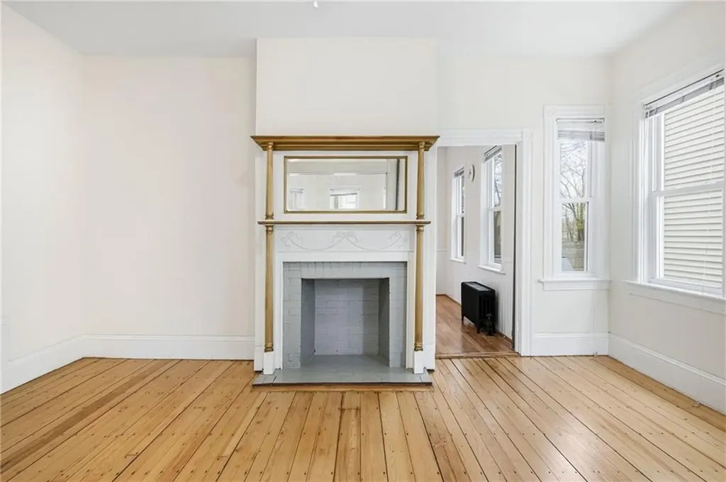 241 243 Pleasant Street Providence RI 02906