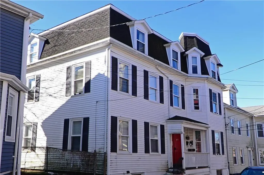 33 Ann Street Newport RI 02840