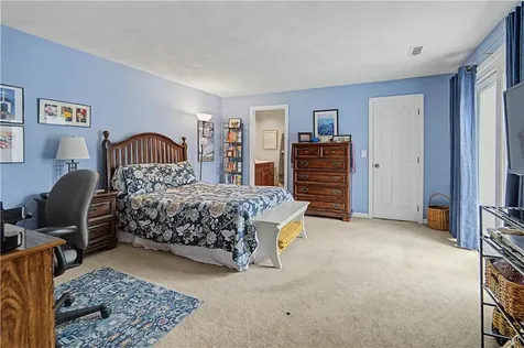 19 Caddy Rock Road North Kingstown RI 02852