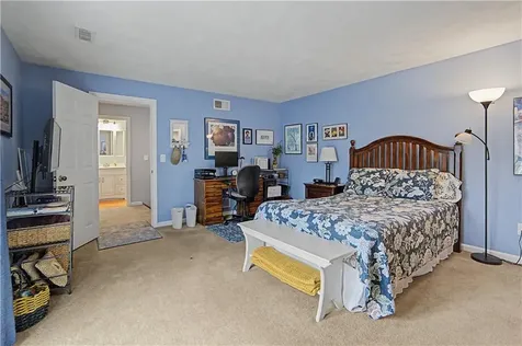 19 Caddy Rock Road North Kingstown RI 02852