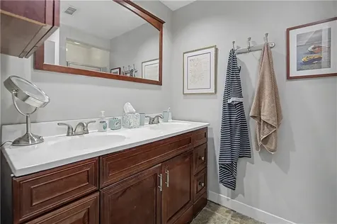 19 Caddy Rock Road North Kingstown RI 02852