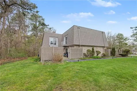 19 Caddy Rock Road North Kingstown RI 02852