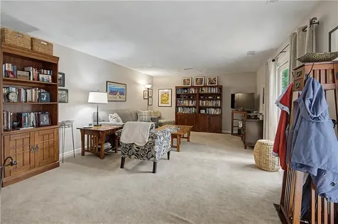 19 Caddy Rock Road North Kingstown RI 02852