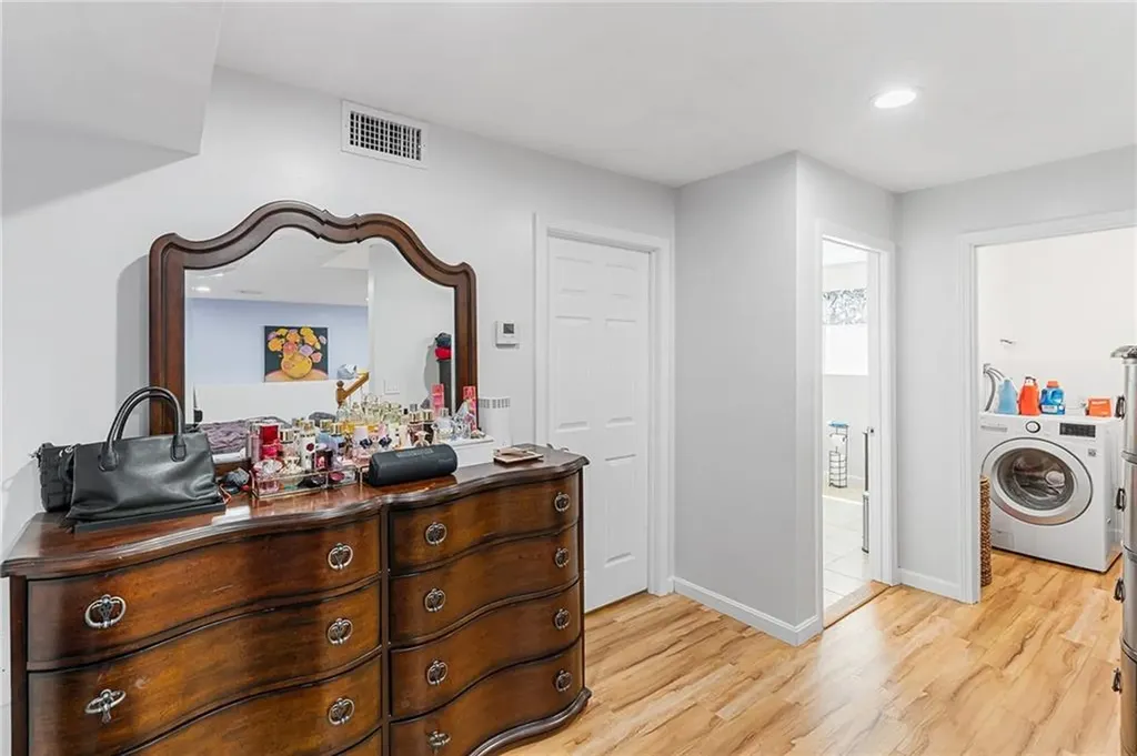 47 Mendon Street Providence RI 02904