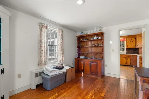 21 Smith Street Bristol RI 02809
