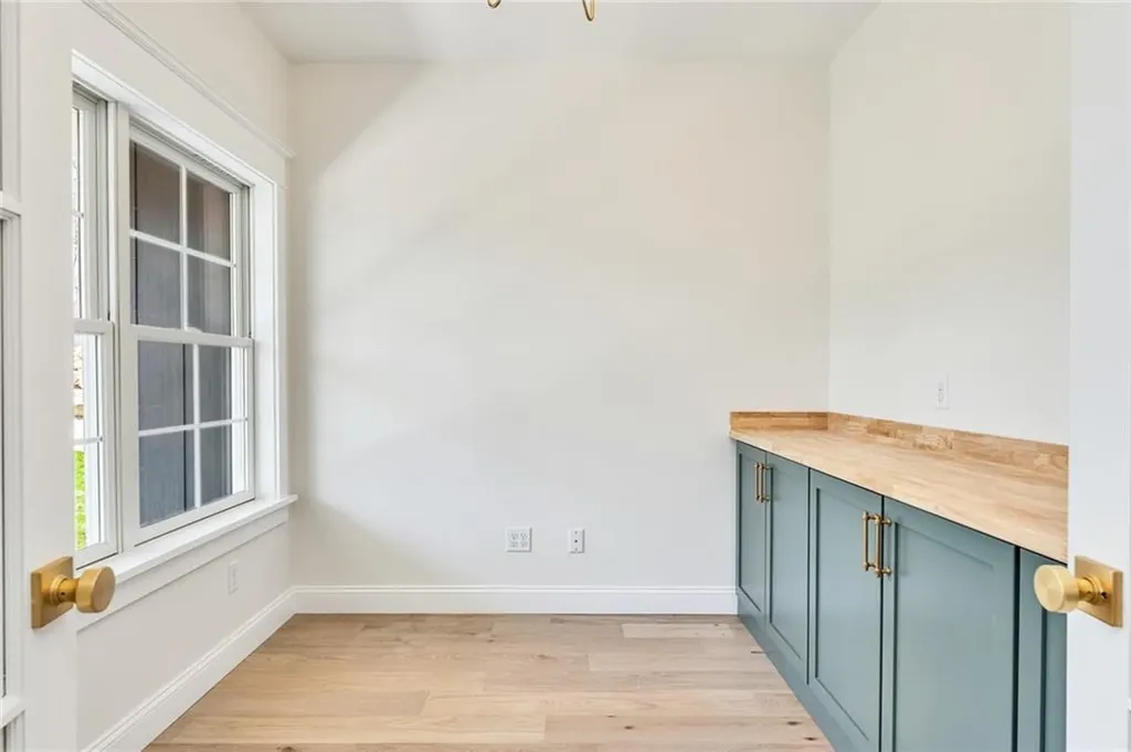 63 Forrest Lane Charlestown RI 02813