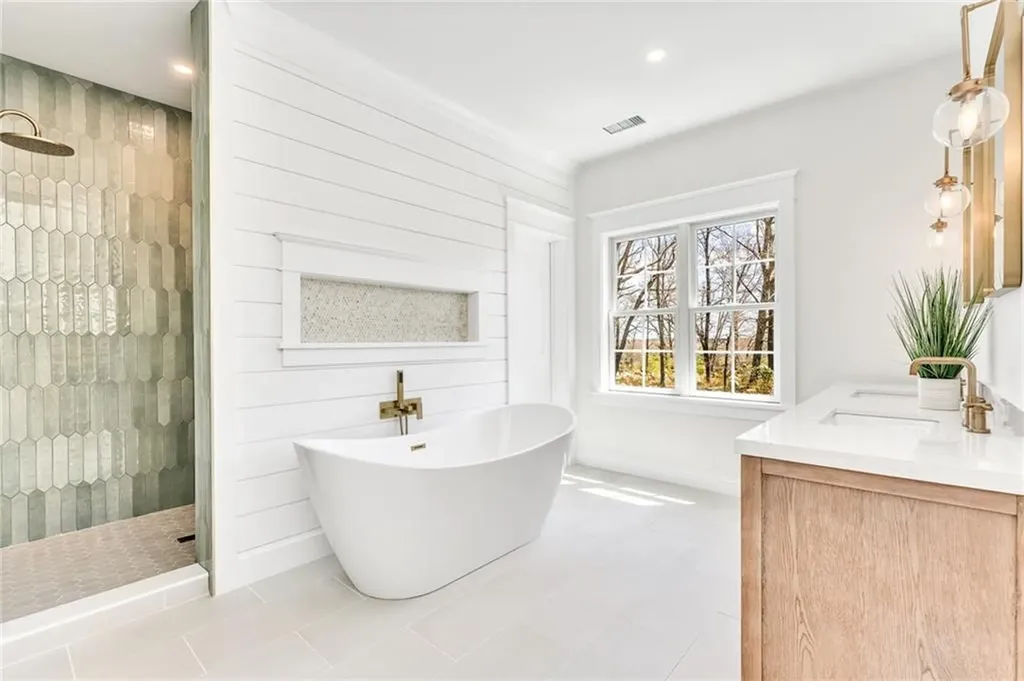 63 Forrest Lane Charlestown RI 02813