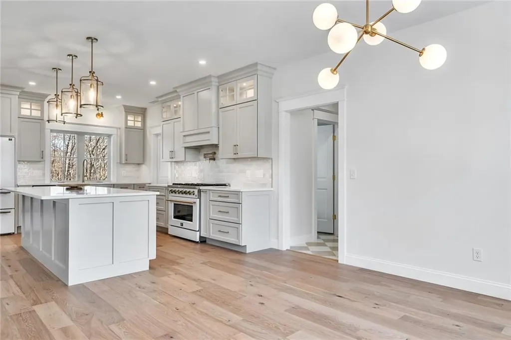 63 Forrest Lane Charlestown RI 02813