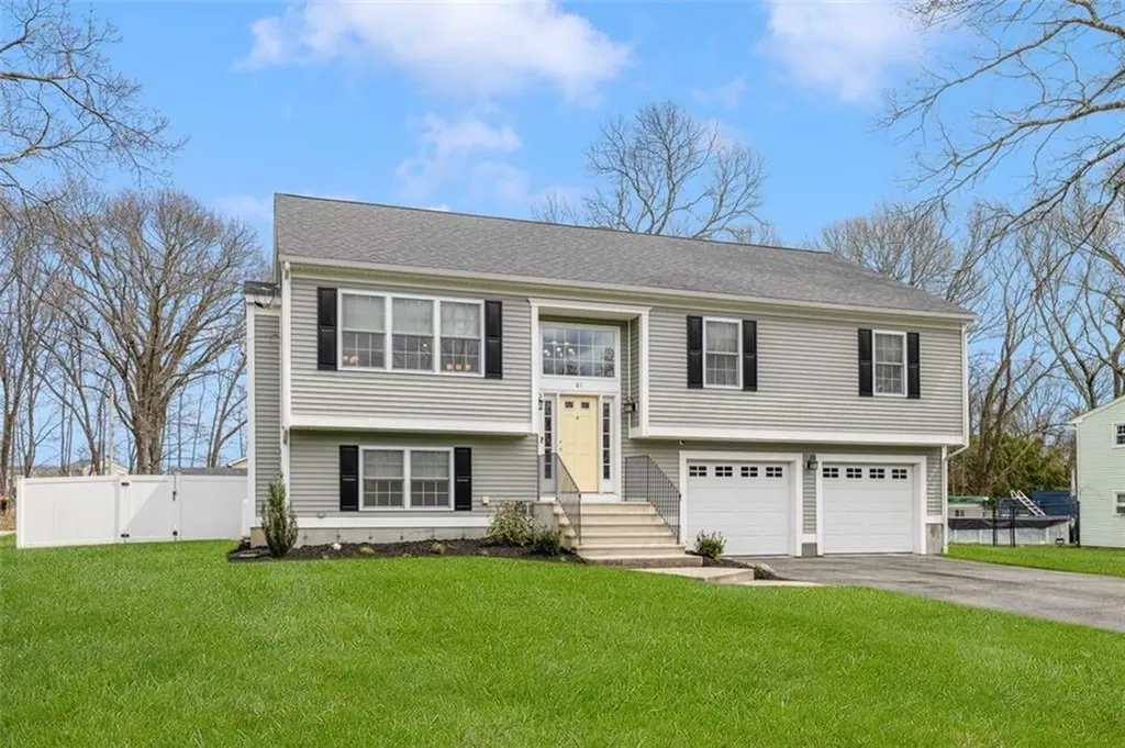 61 Garden Street Cumberland RI 02864