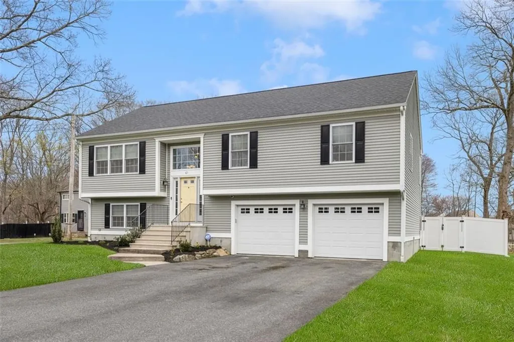 61 Garden Street Cumberland RI 02864