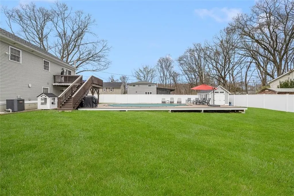 61 Garden Street Cumberland RI 02864