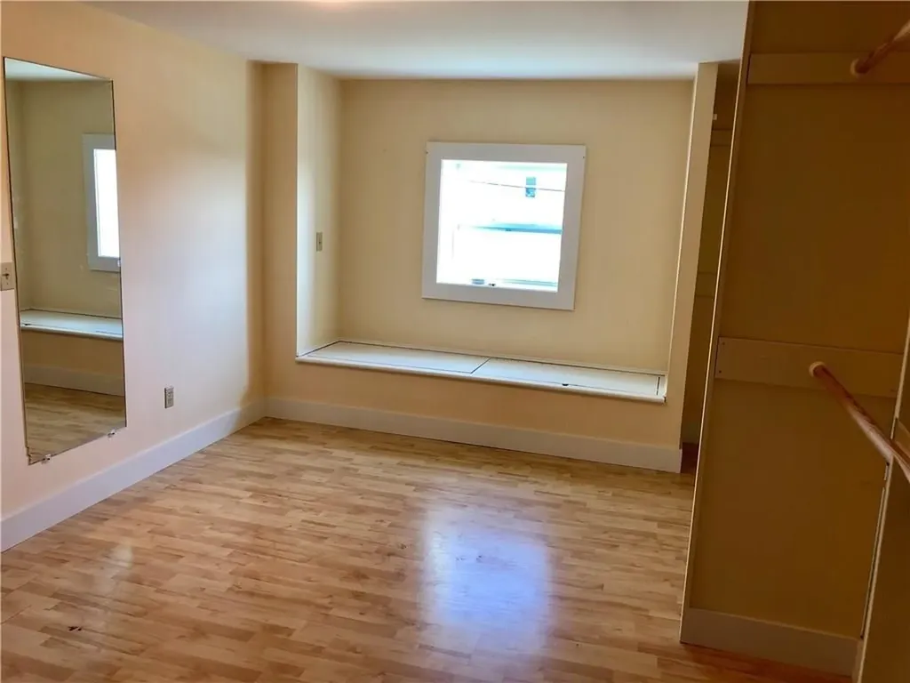 16 Clearview Avenue Portsmouth RI 02871