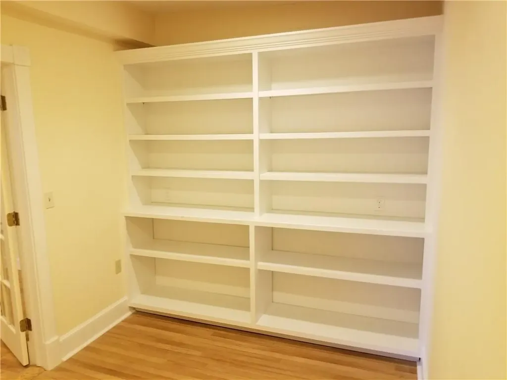 16 Clearview Avenue Portsmouth RI 02871