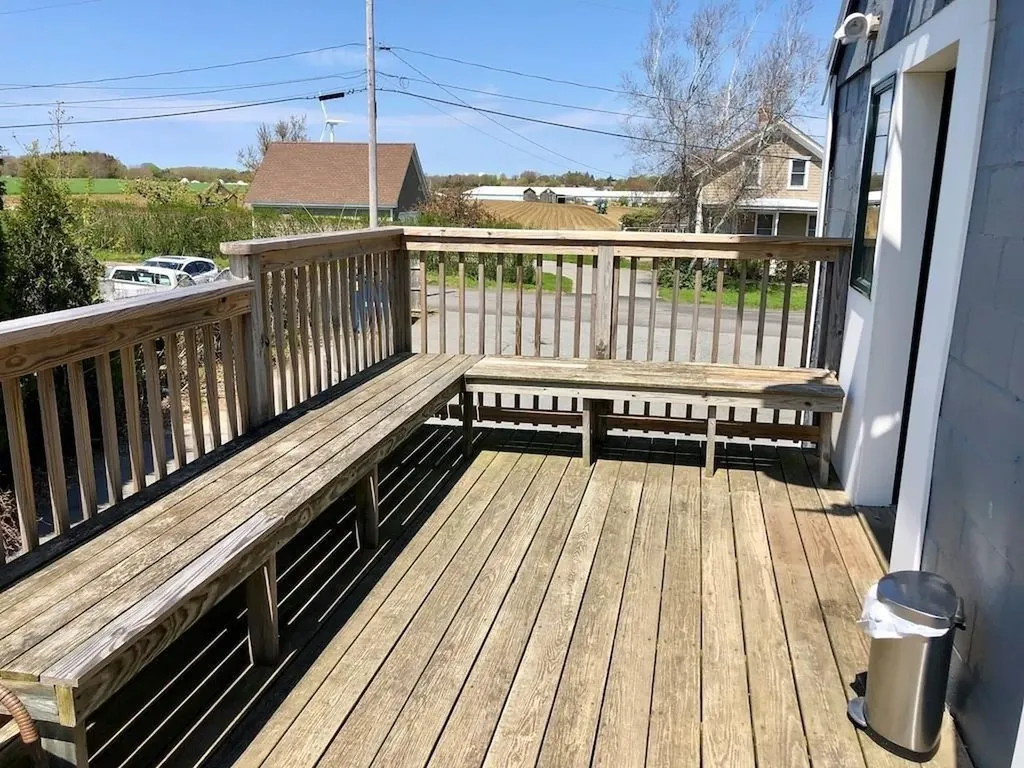 16 Clearview Avenue Portsmouth RI 02871