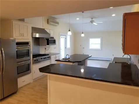 16 Clearview Avenue Portsmouth RI 02871