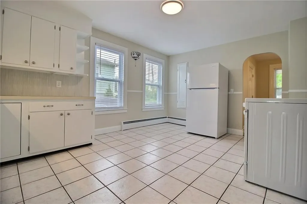 143 Tower Street Westerly RI 02891