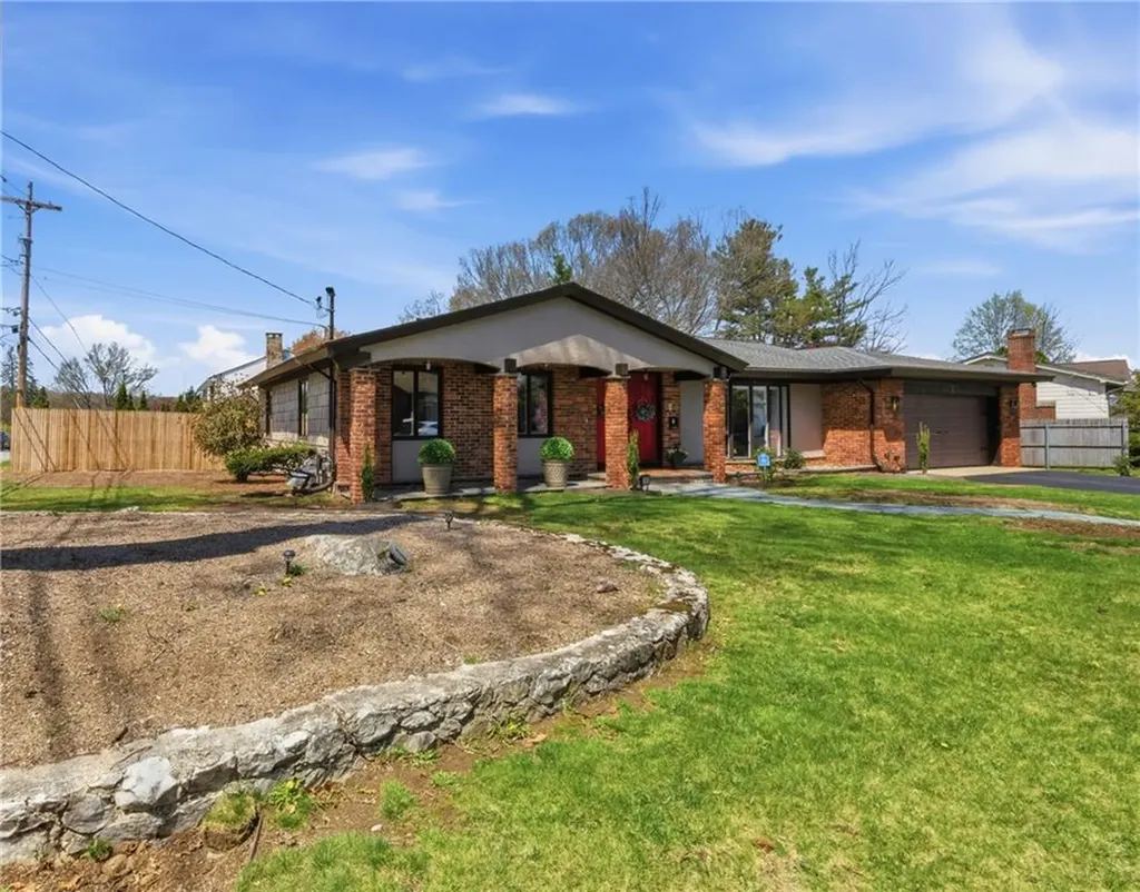 1 Wenscott Lane North Providence RI 02904