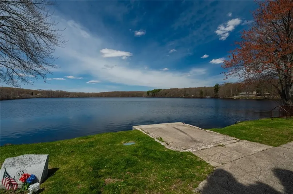 1 Wenscott Lane North Providence RI 02904