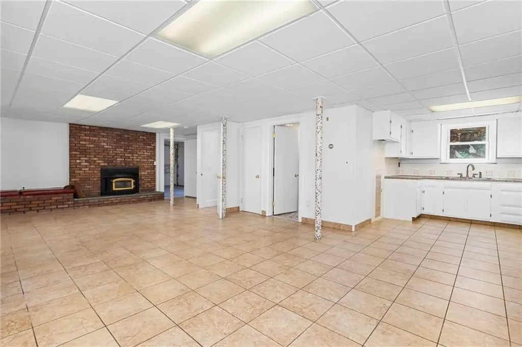 61 Argonne Street Johnston RI 02919