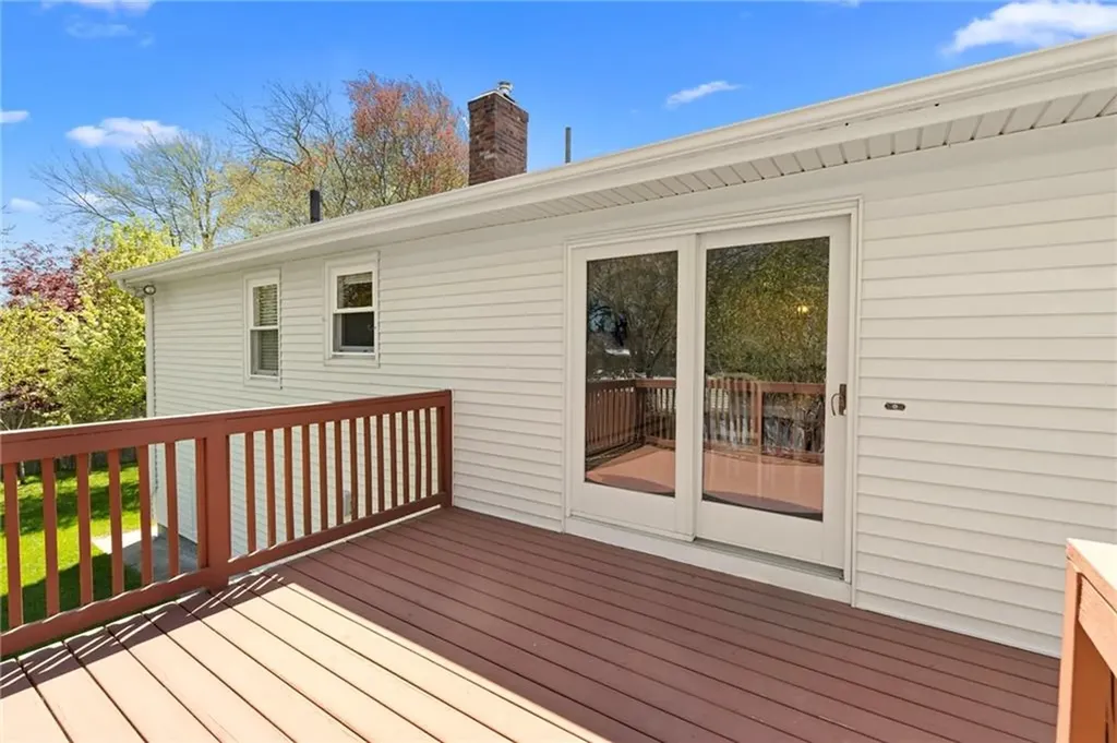 61 Argonne Street Johnston RI 02919