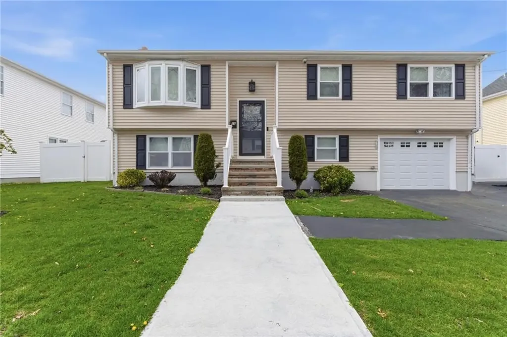 48 Columbus Avenue North Providence RI 02911