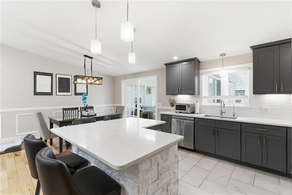 48 Columbus Avenue North Providence RI 02911