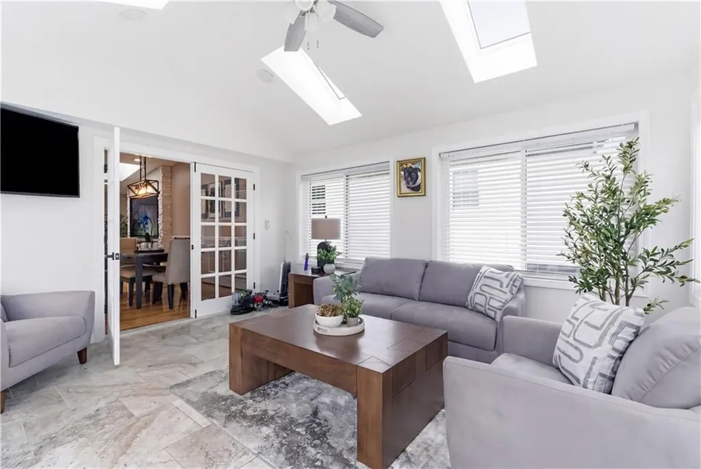 48 Columbus Avenue North Providence RI 02911